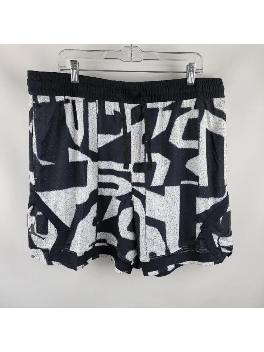 Nike Jordan Shorts Mens XXL Black White Mesh Diamond Short FV8630-010 NWT
